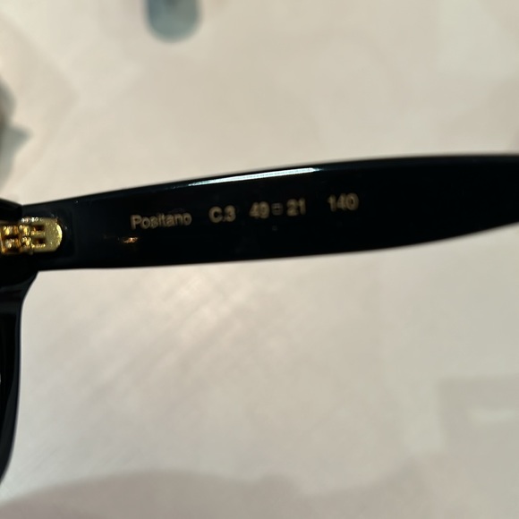 Illesteva black sunglasses with pink mirror.  Positano is style name - Picture 2 of 4